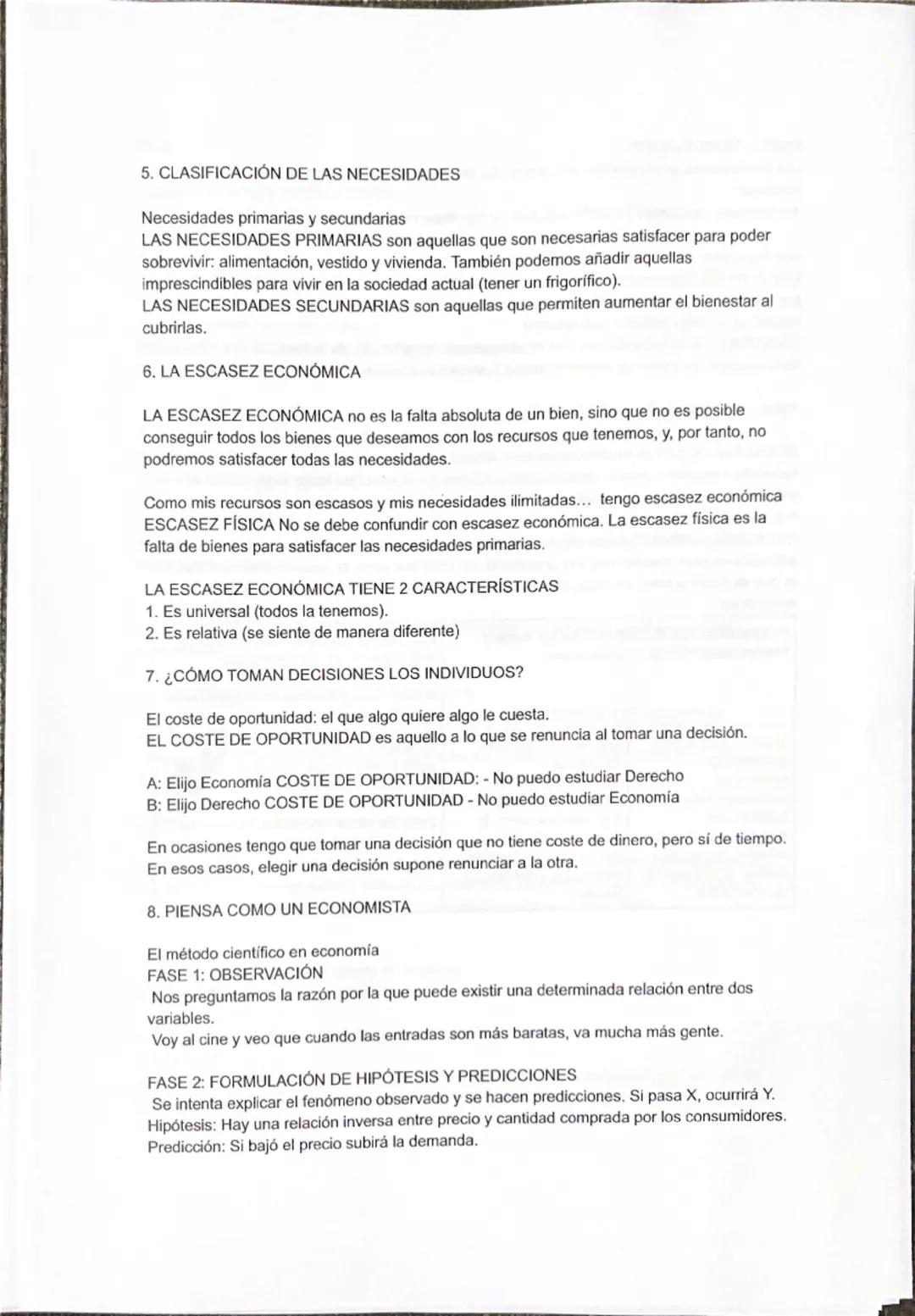 # Economía
SA 1

1. ¿QUÉ ES LA ECONOMÍA?

LA ECONOMÍA es la ciencia que estudia el mejor modo de administrar unos recursos que
son escasos p