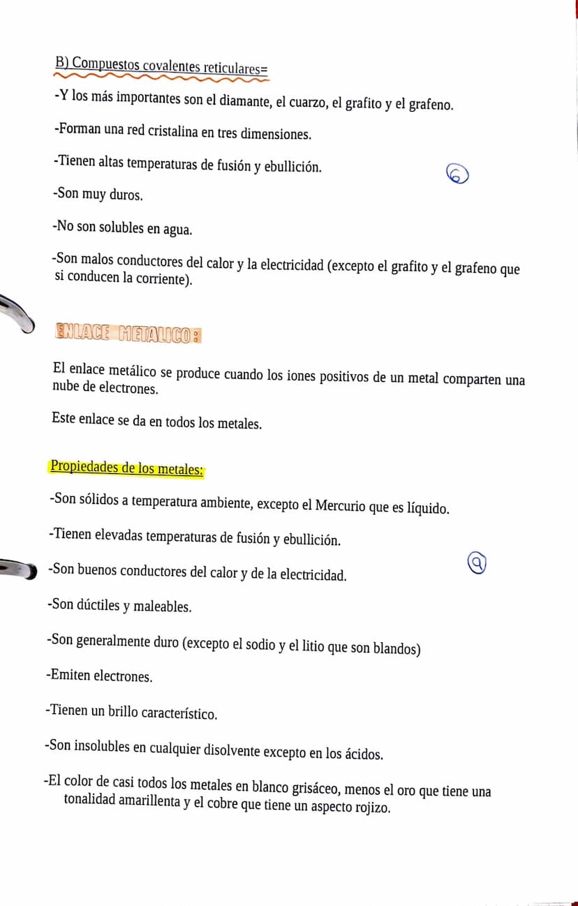 <h2 id="estructuradelewis">Estructura de Lewis</h2>
<p>La estructura de Lewis es un diagrama que sitúa el elemento menos electronegativo en 