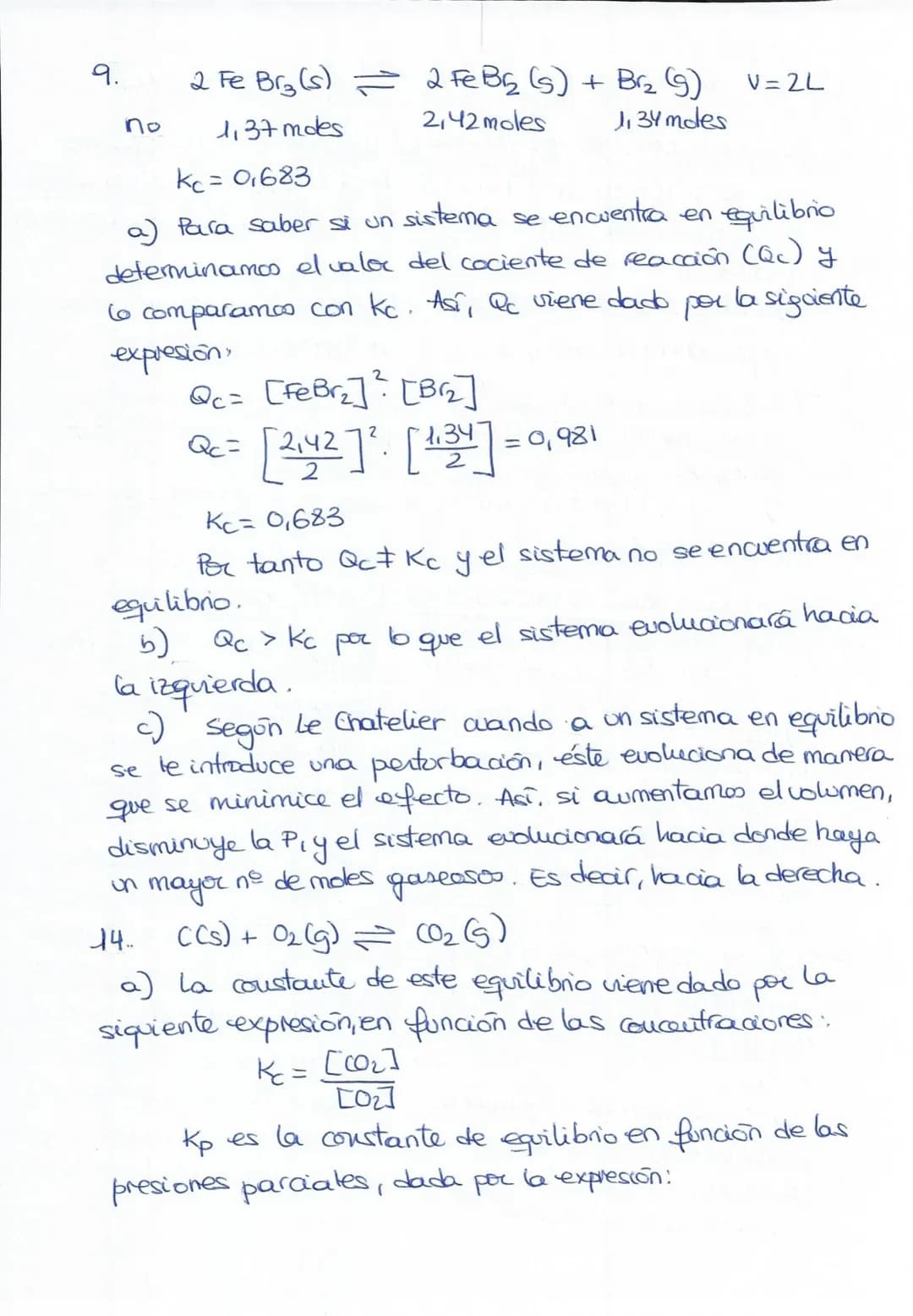 SESIÓN 5, CINÉTICA QUÍMICA
2.
A+B → C
orden 1 para cada reactivo
a) La eculación de velocidad viene dado por la siguiente
expresión:
v=K[A]ª