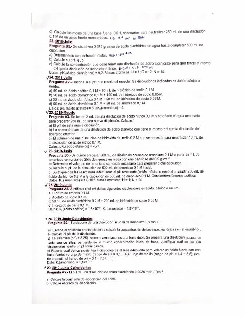EJERCICIOS ÁCIDO-BASE
✓1. 2015-Modelo
Pregunta B4.- Se tiene 1 L de disolución de hidróxido de sodio cuyo pH es 13.
a) Calcule la cantidad (