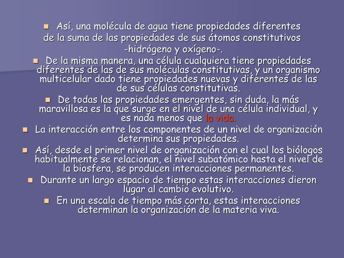 La organización y estructura
de los seres vivos
1. Los niveles de organización de
la materia viva ■ La materia se encuentra organizada en di