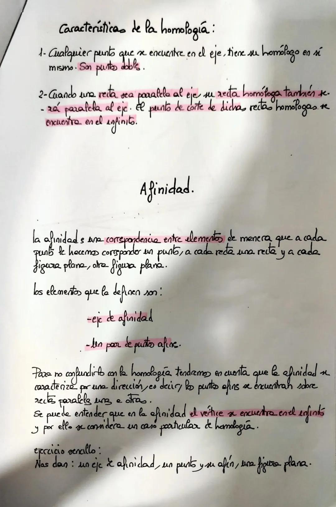Homología y Difinidad.

Homologia:
Das figuras planas son homográficas cuando se conceponden punto.
punb y recla
le corresponden un punto y 