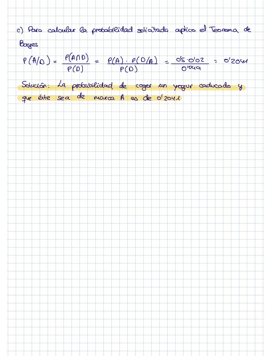 Un examen consta de 8 preguntas con 3 posibles respuestas cada una, de las que sólo una
de ellas es correcta. Si un estudiante responde al a