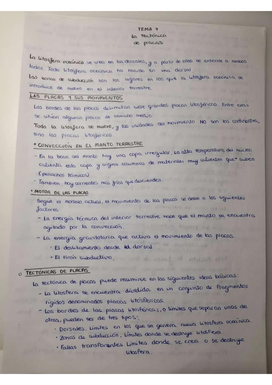 TEMA 7
La tectonica
de placas
nacido en
La litosfera oceánico se crea en las dorsales,
lados. Toda litosfera oceanica ha
las zonas de subduc