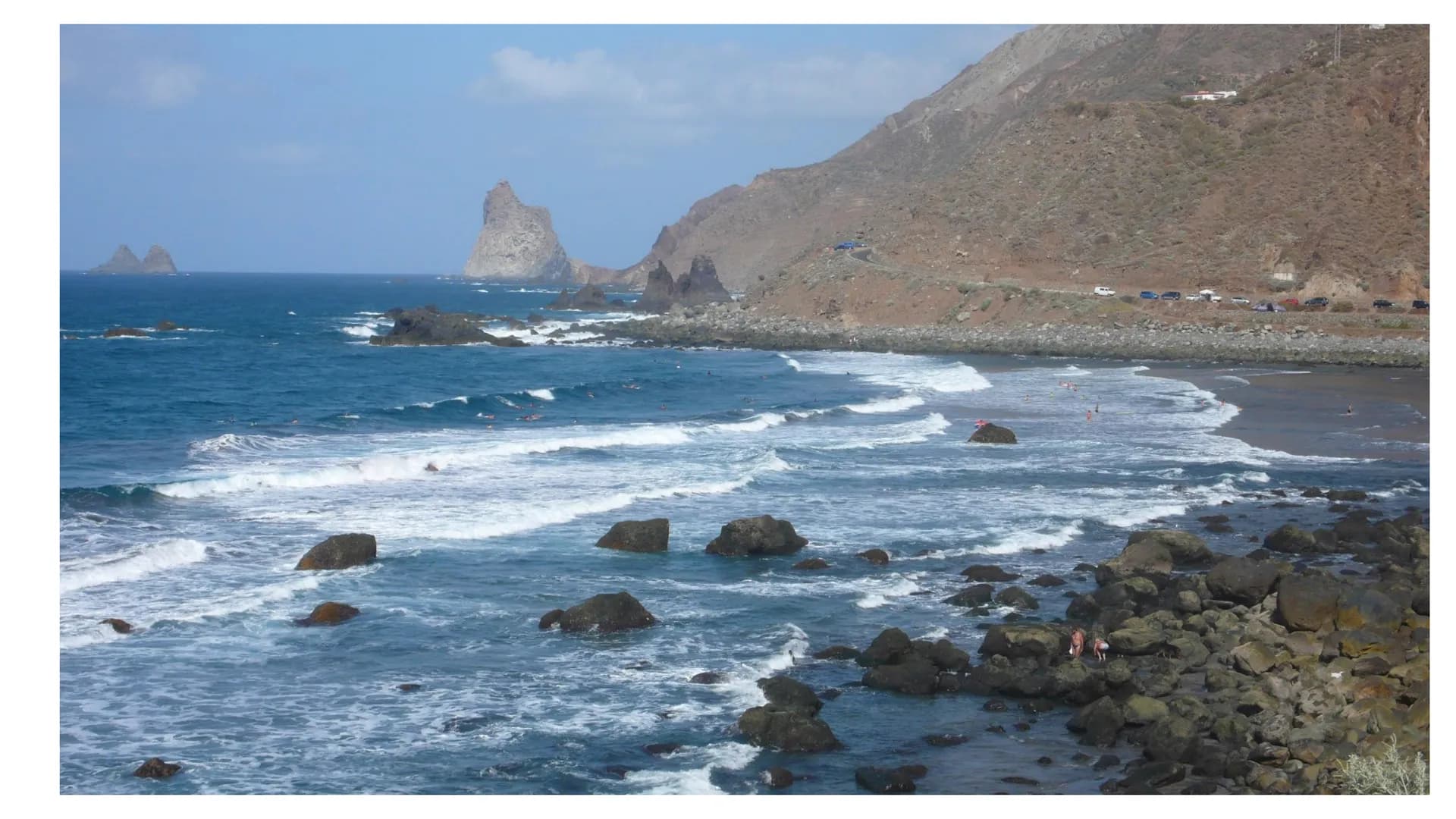 # PROCESOS
# GEOLÓGICOS EXTERNOS - Las capas fluidas de la Tierra
- La meteorización
- El suelo, soporte de la vida
- Erosión, transporte y